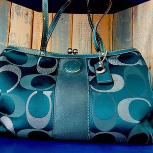 COACH Teal Sateen  Kisslock  Shoulder Bag. Excellent barely used condition